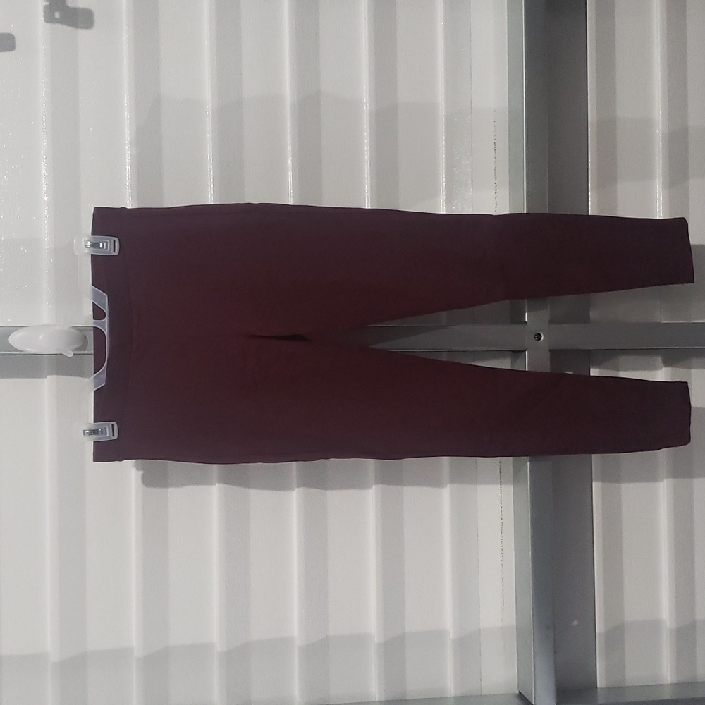 a.n.a.  Maroon Leggings‎ Size Medium